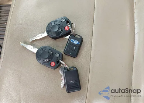 2009 Ford Escape Limited z USA, uszkodzony, nr VIN 1FMCU94G79KA29070